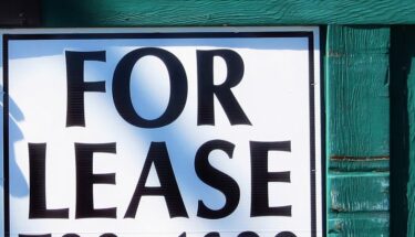 What are the Best Car Leasing Programs for Uber Drivers?